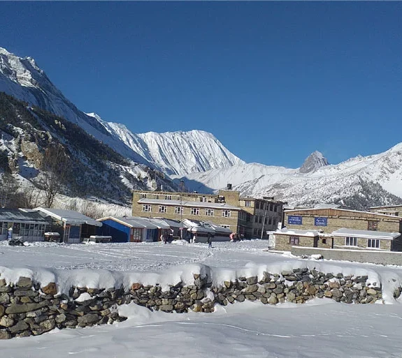 Manaslu Trekking 12 days.